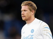 爱游戏-德布劳内回归赛场，关键助攻首场状态亮眼，G2观众沸腾！的简单介绍