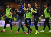 爱游戏- 西汉姆训练开放日，清晨单刀错失引欢呼，欧联在即，训练强度明显提升